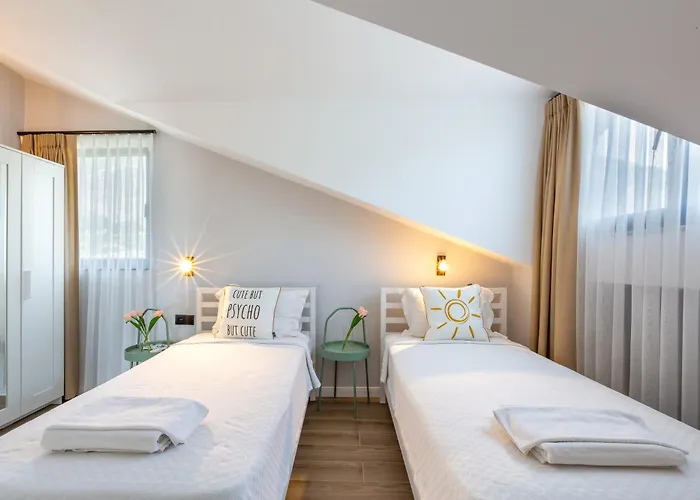 Palmiye By Safiya * ギョジェク